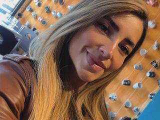 SofyaLane Blowjob XXX Cams - Photo 13/21