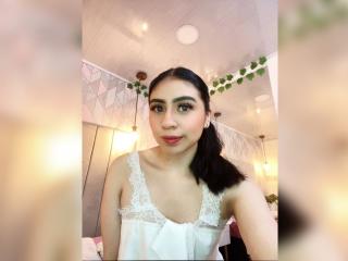 ZoeRedds MILF Live - Photo 18/21