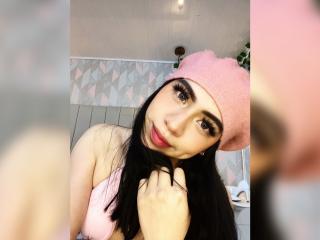 ZoeRedds MILF Live - Photo 9/21