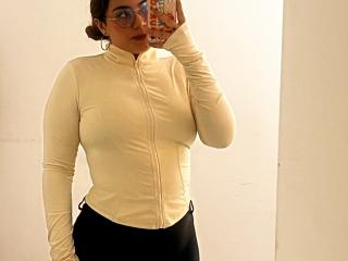 AdelaTaylor Webcam Porno Live - Photo 16/21