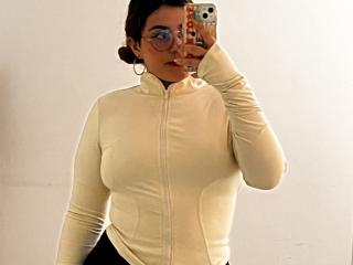 AdelaTaylor Webcam Porno Live - Photo 15/21