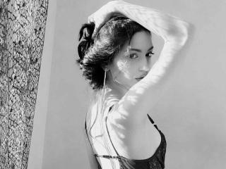 AnyaLush Image Gallery