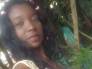 Watch KiaraSmit live on cam on XLoveCam