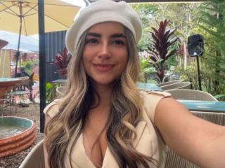 SofyaLane Blowjob XXX Cams - Photo 12/21