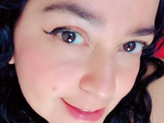 ElizabethEvan live cam model at XLoveCam