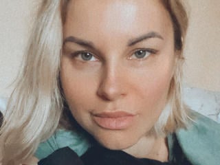 BelleLisaG Image Gallery