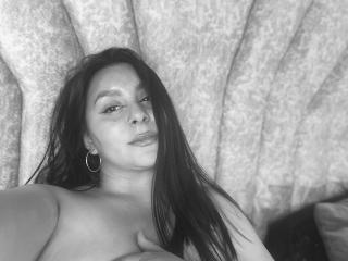 EmaJames Boobs Liveshow - Photo 19/21