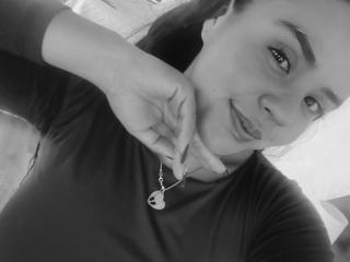 ArielleWilde Webcam Porno Live - Photo 20/21