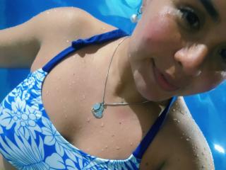 ArielleWilde Webcam Porno Live - Photo 17/21