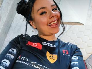 ArielleWilde Webcam Porno Live - Photo 14/21