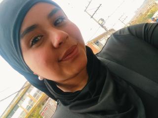 ArielleWilde Webcam Porno Live - Photo 9/21