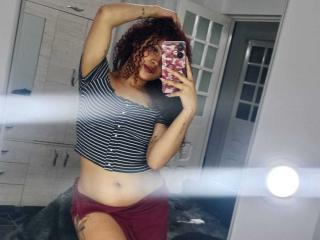 SofiaPassionne Blowjob XXX Cams - Photo 19/21