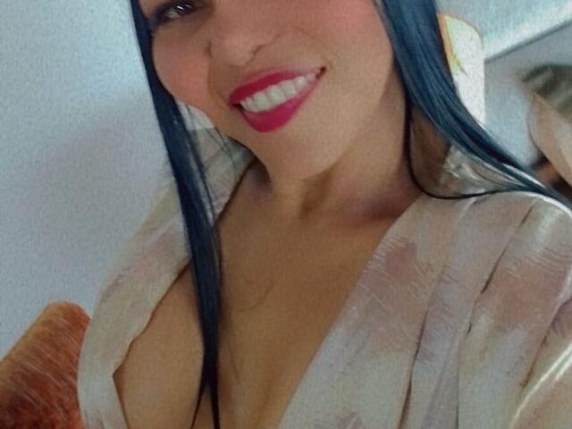 GabrielaSantiel — live cam photo 3