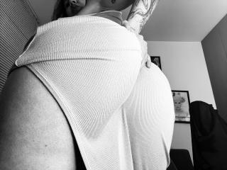 SujannaVarma Blowjob XXX Cams - Photo 4/21