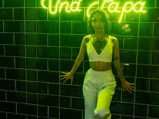 SilvanaXOwen Blowjob XXX Cams - Photo 14/21