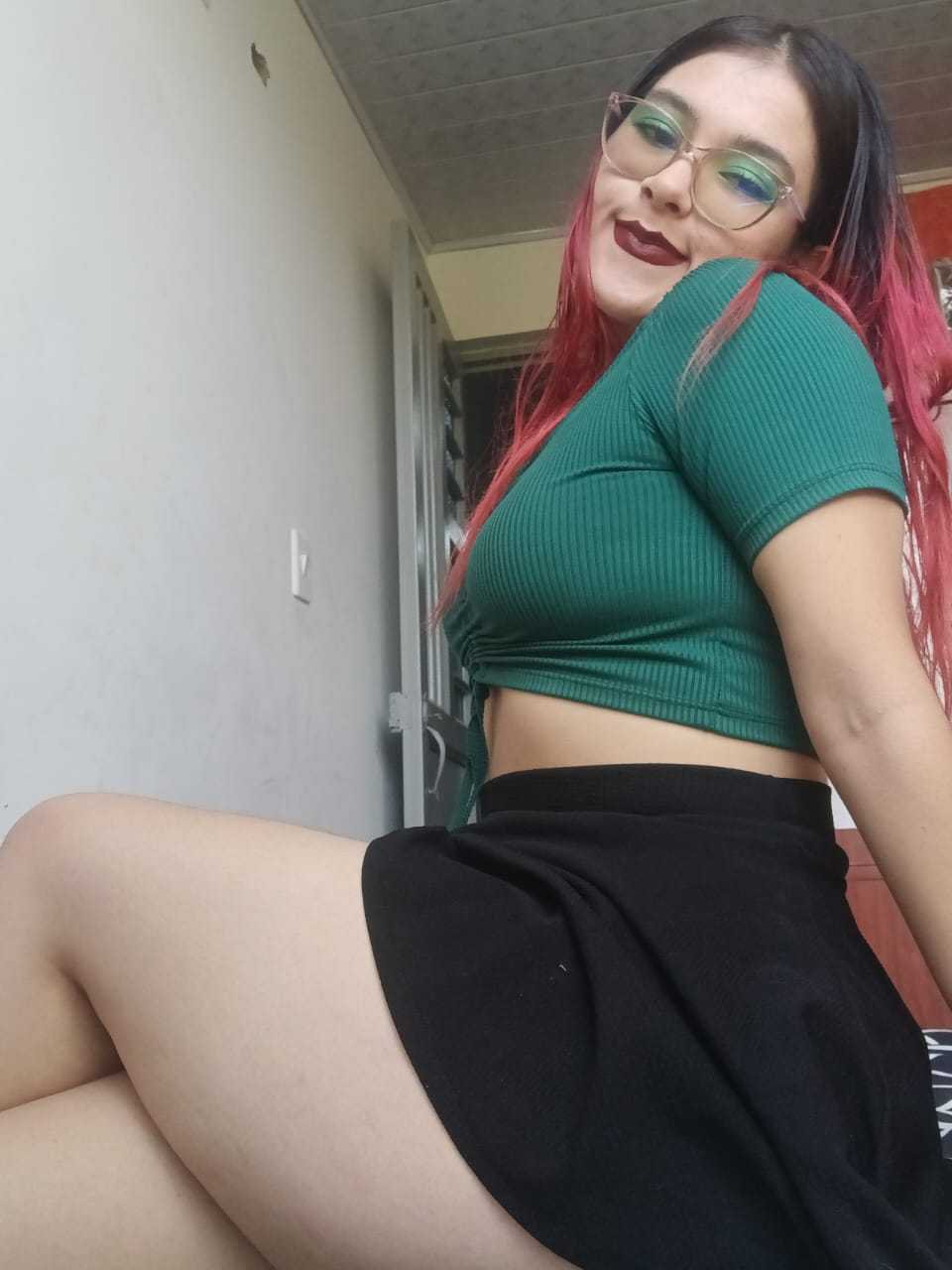 webcam model HotLizeth from XloveCam webcam model HotLizeth from XloveCam