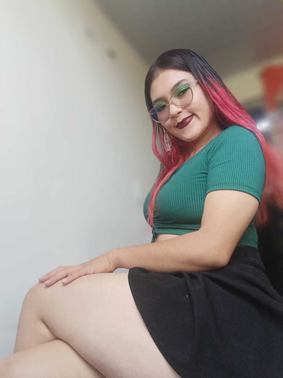 webcam model HotLizeth from XloveCam webcam model HotLizeth from XloveCam