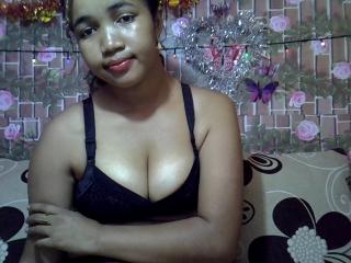 SexyLaurah Image Gallery