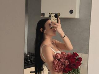 NikkiGoldX Image Gallery