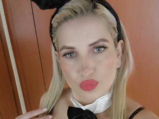 GiuliaAddams Image Gallery