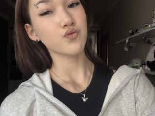 LixDomii Anal en Webcam Live - Photo 7/8