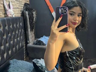 WendyJames Voyeur Camera - Photo 4/21