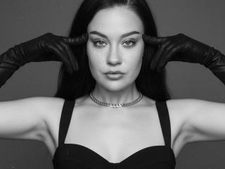 MiaKhallirae Image Gallery