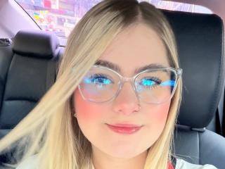 AlannaFoxy Image Gallery