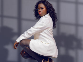 CamiliaWanda Webcam Sexe Direct - Photo 7/8