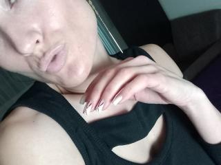 BellaJulls Live Cam Porn - Photo 7/21