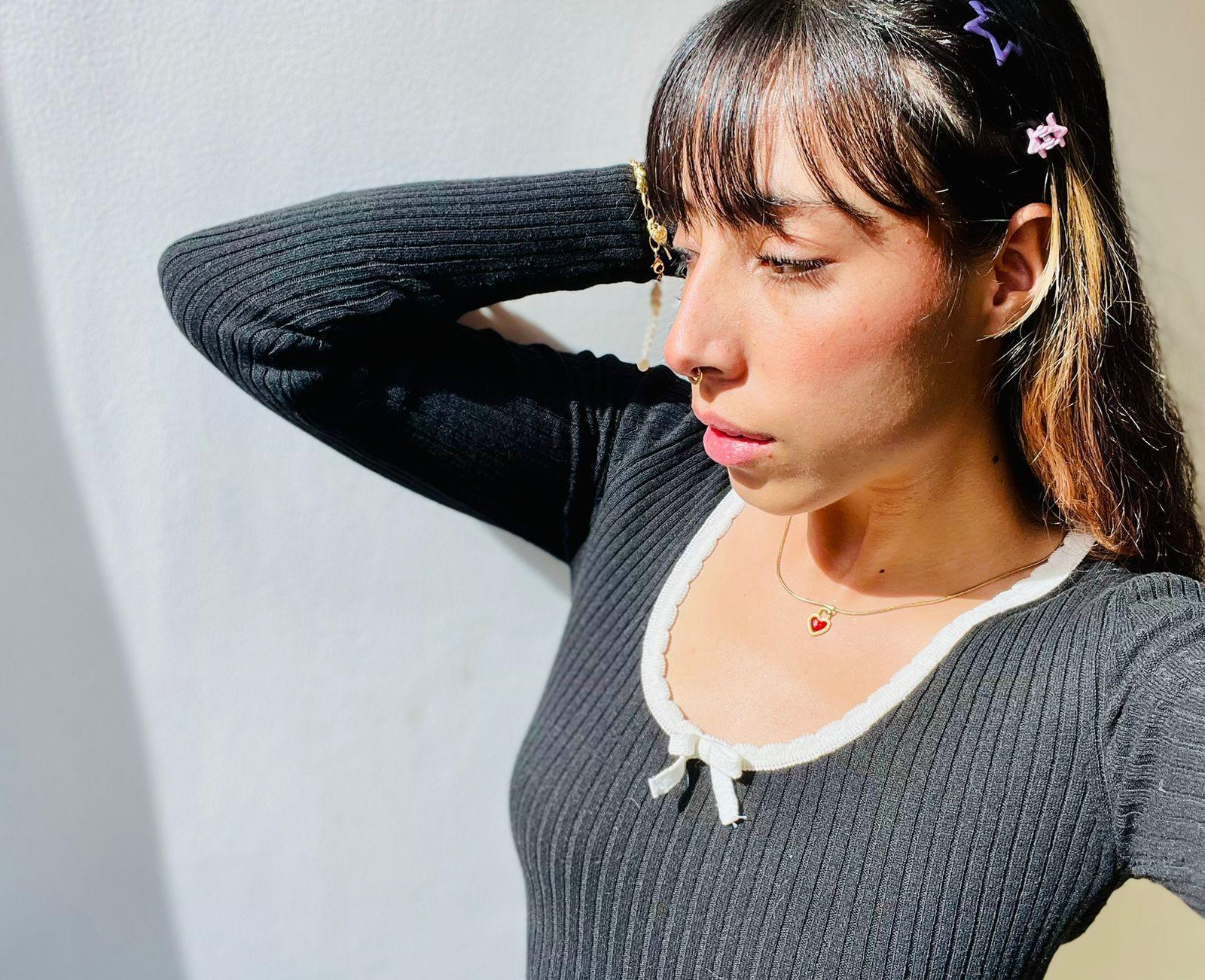 webcam model AbigailLarrain from XloveCam webcam model AbigailLarrain from XloveCam