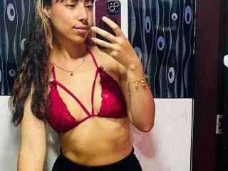 AbigailLarrain Webcam Porno Live - Photo 12/19