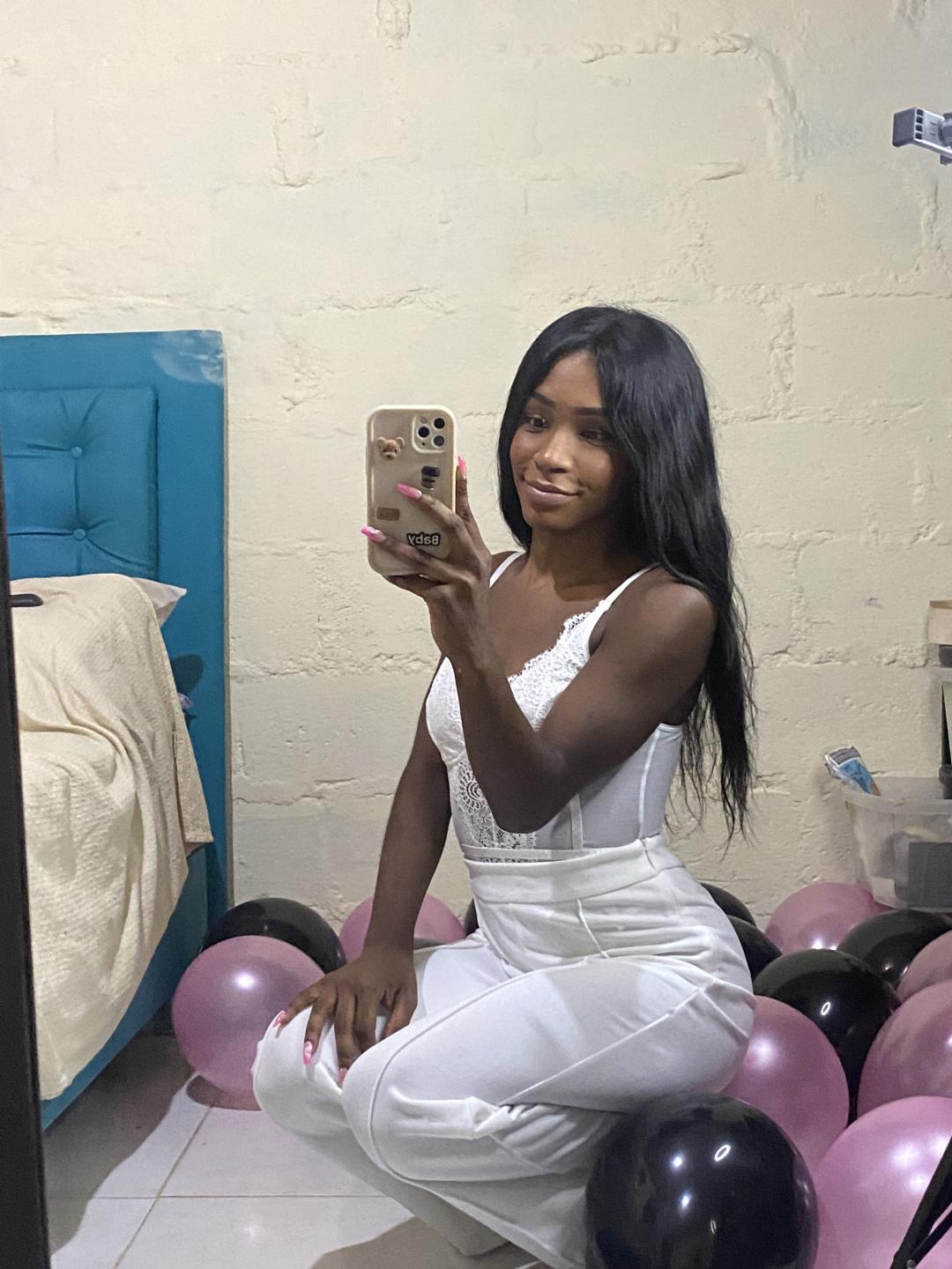 webcam model DannaSquirty from XloveCam webcam model DannaSquirty from XloveCam