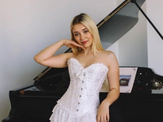 Watch AliceFlorent live on cam on XLoveCam