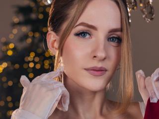 EvaDaly Boobs Liveshow - Photo 8/21