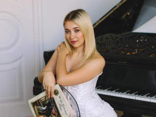 AliceFlorent Webcam Porno Live - Photo 10/21