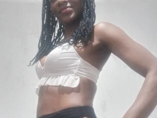 BlakLadely live cam model at XLoveCam