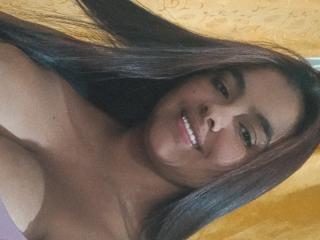 AmberMedellin Webcam Porno Live - Photo 7/20