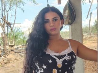 Watch Michonn live on cam on XLoveCam