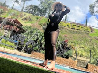 AlahiaRouse Webcam Porno Live - Photo 10/21