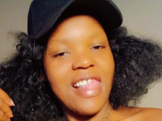 AllaTracy Image Gallery