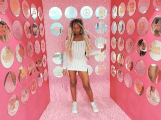 MiaMonett Image Gallery