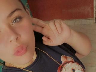 IsabelaCurvy Chatte en Chaleur - Photo 5/5