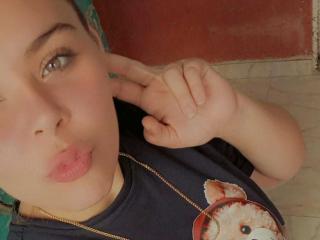 IsabelaCurvy Image Gallery