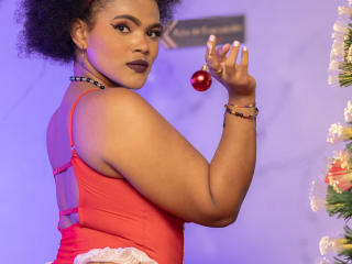 AliceJelanni Image Gallery