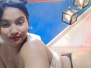 SusanaDiaz Blowjob XXX Cams - Photo 5/21