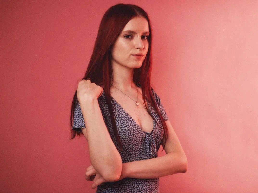 webcam model AdaVong-hot from XloveCam webcam model AdaVong-hot from XloveCam