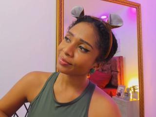 MeganWlliams Hot Liveshows - Photo 8/21