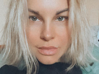 BelleLisaG Live Cam Porn - Photo 12/21