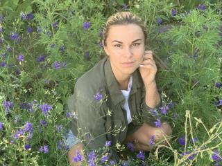 BelleLisaG Live Cam Porn - Photo 10/21